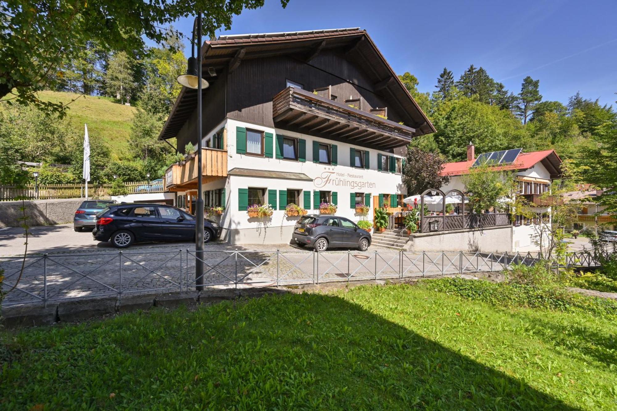 Hotel Restaurant Fruehlingsgarten Fussen Exterior foto