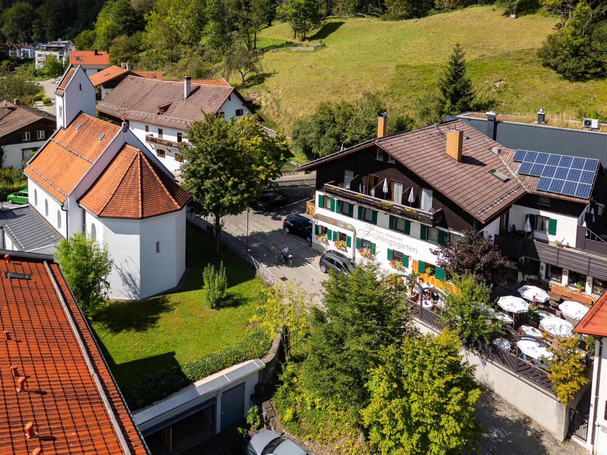 Hotel Restaurant Fruehlingsgarten Fussen Exterior foto